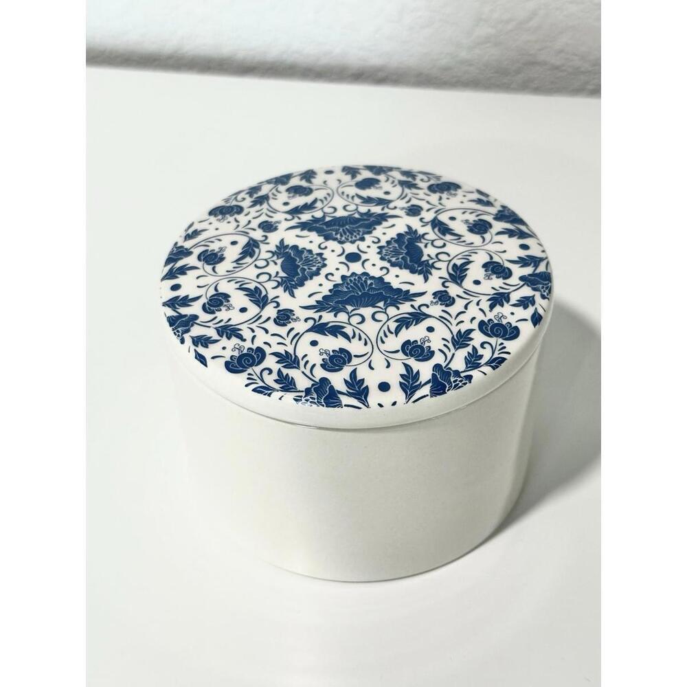 Jewelry Container Ceramic Round White Blue Floral Lid Trinket and Jewlery Holder